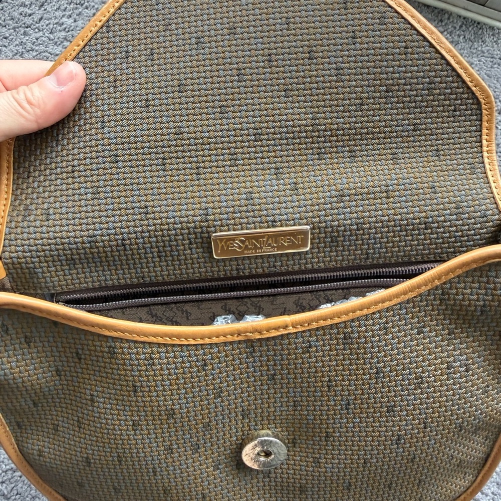 Yves Saint Laurent Brown and Tan Shoulder Bag - Picture 9 of 10